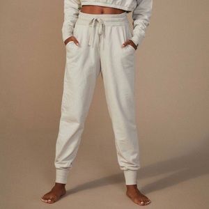 NWOT✨ TAN + LINES BY SIVAN AYLA ROSEBOWL JOGGERS